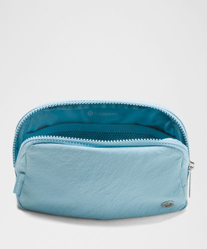 Lululemon Everywhere Belt Bag with Long Strap 1L