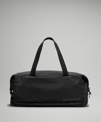 Lululemon 3-in-1 Gym Duffle Bag 30L