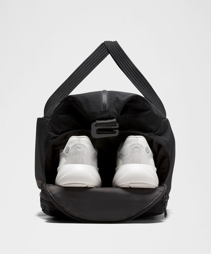 Lululemon 3-in-1 Gym Duffle Bag 30L