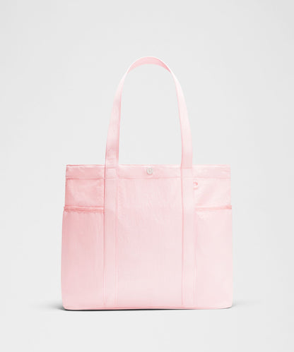 Lululemon Daily Multi-Pocket Tote Bag 20L
