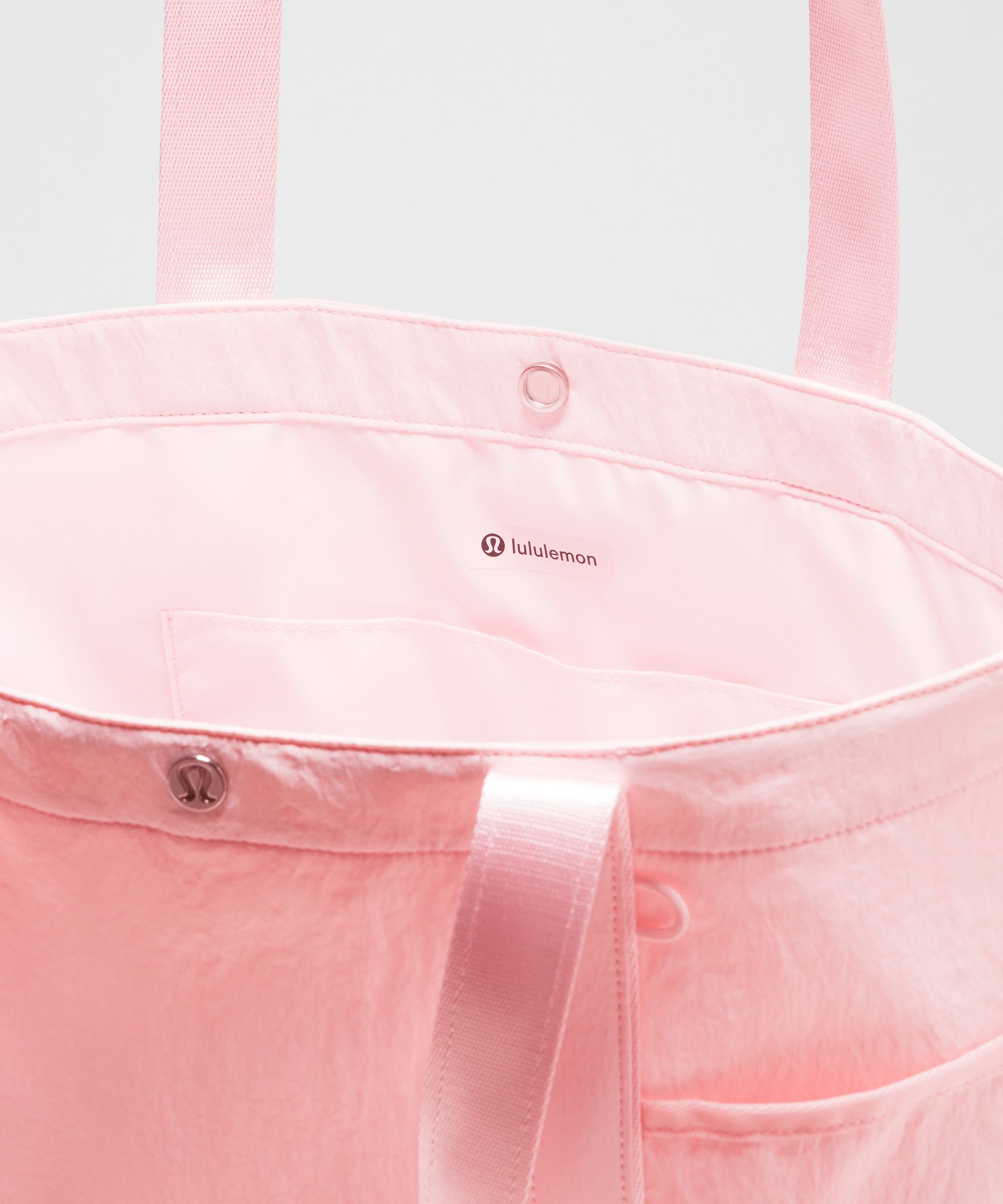 Lululemon Daily Multi-Pocket Tote Bag 20L