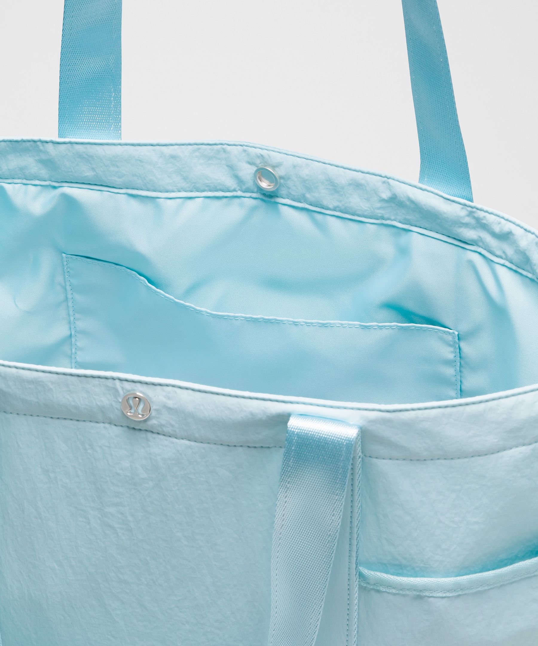 Lululemon Daily Multi-Pocket Tote Bag 20L