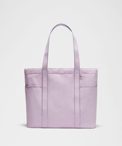 Lululemon Daily Multi-Pocket Tote Bag 20L