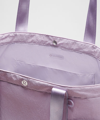 Lululemon Daily Multi-Pocket Tote Bag 20L