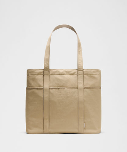 Lululemon Daily Multi-Pocket Tote Bag 20L