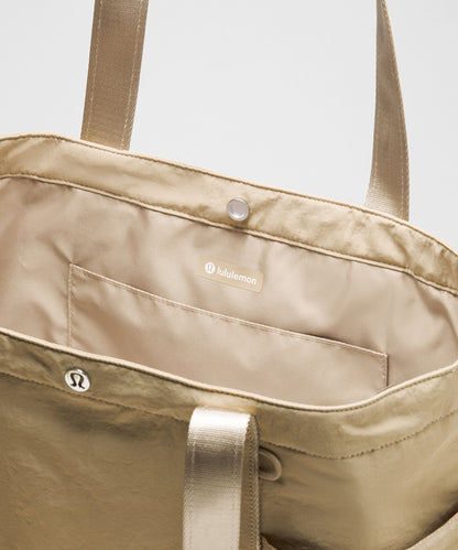 Lululemon Daily Multi-Pocket Tote Bag 20L