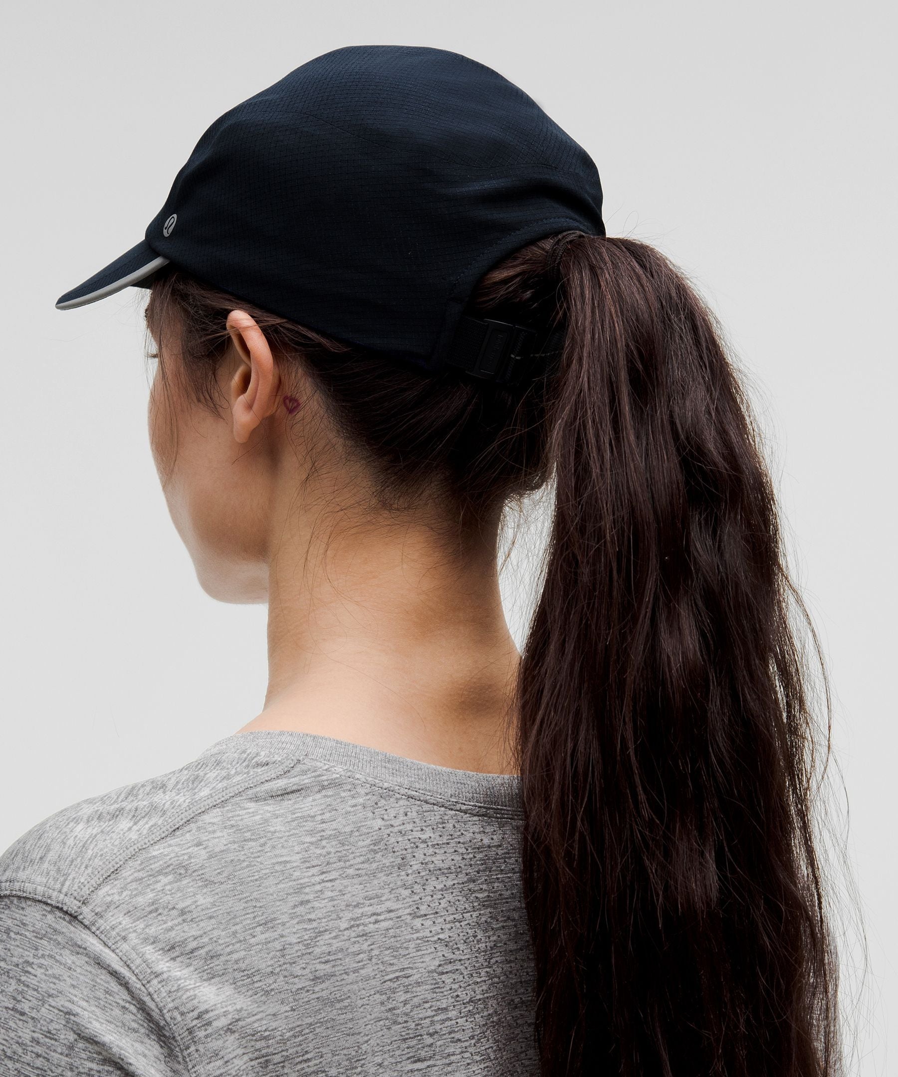 Lululemon Fast and Free Running Hat *WovenAir True Navy