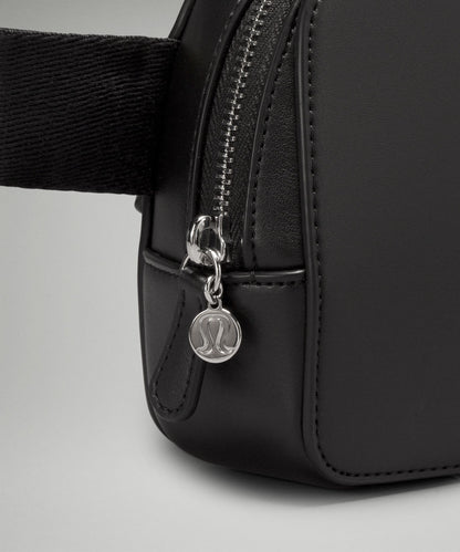 Lululemon Everywhere Belt Bag 1L *Leather Alternative