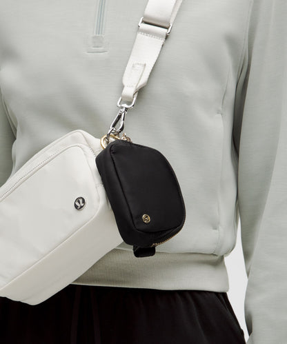 Lululemon Everywhere Belt Bag Nano