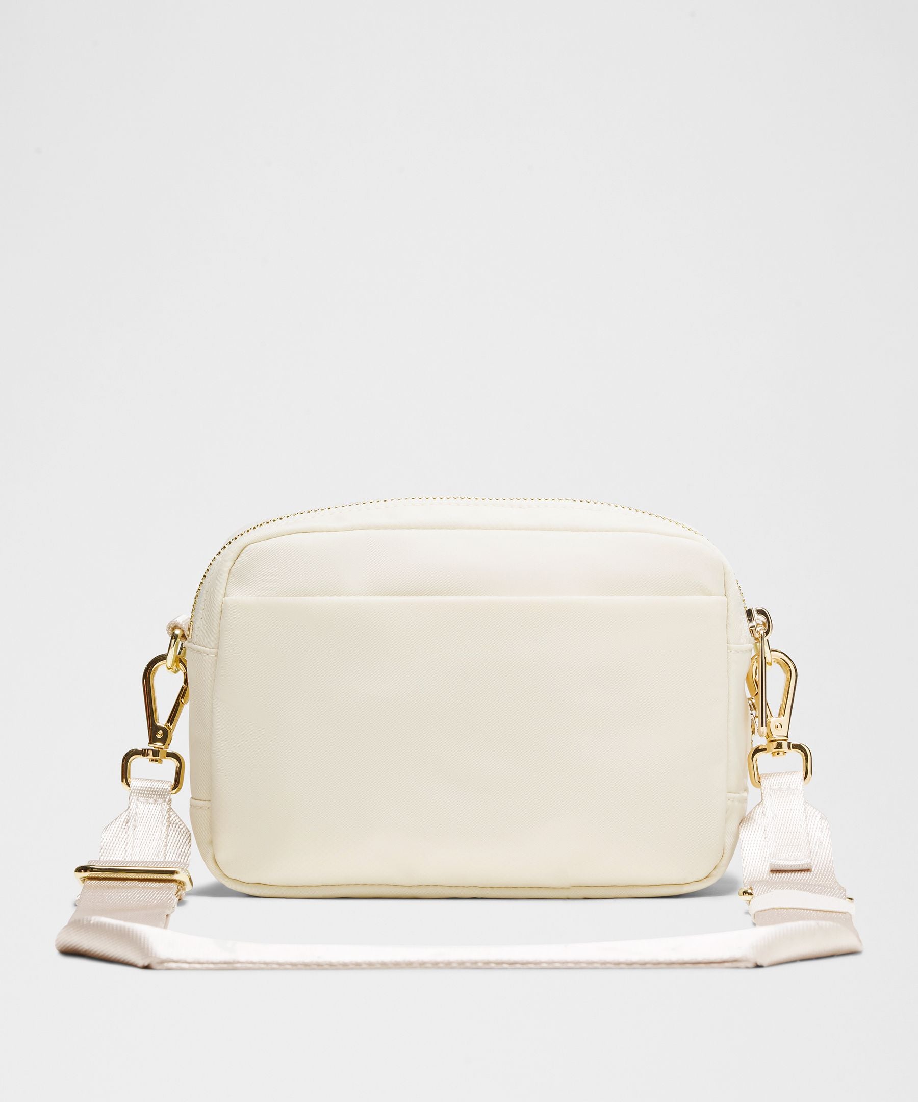 Lululemon Everywhere Crossbody Bag 2L *Metal Hardware