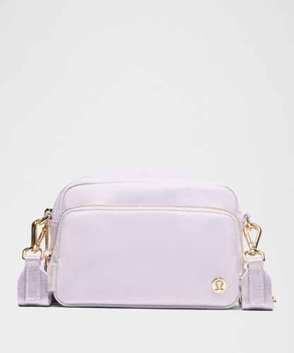 Lululemon Everywhere Crossbody Bag 2L *Metal Hardware