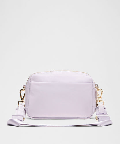Lululemon Everywhere Crossbody Bag 2L *Metal Hardware