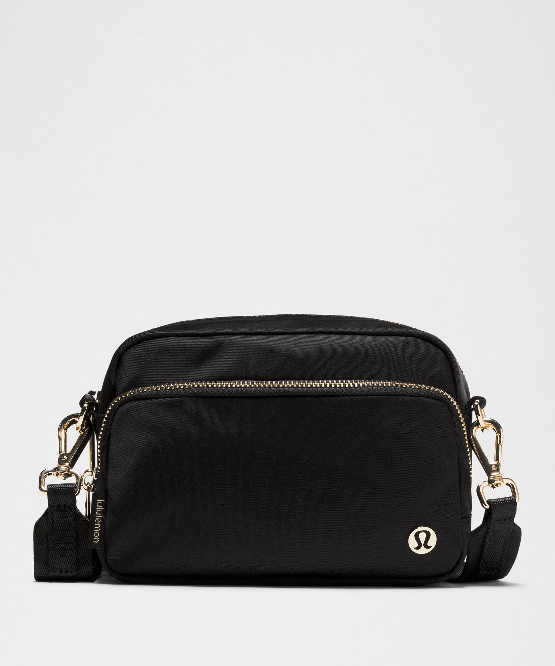 Lululemon Everywhere Crossbody Bag 2L *Metal Hardware