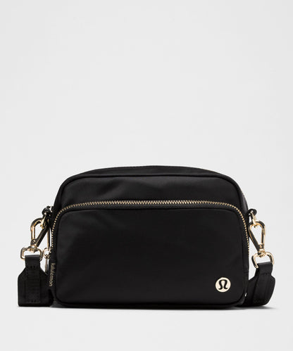 Lululemon Everywhere Crossbody Bag 2L *Metal Hardware