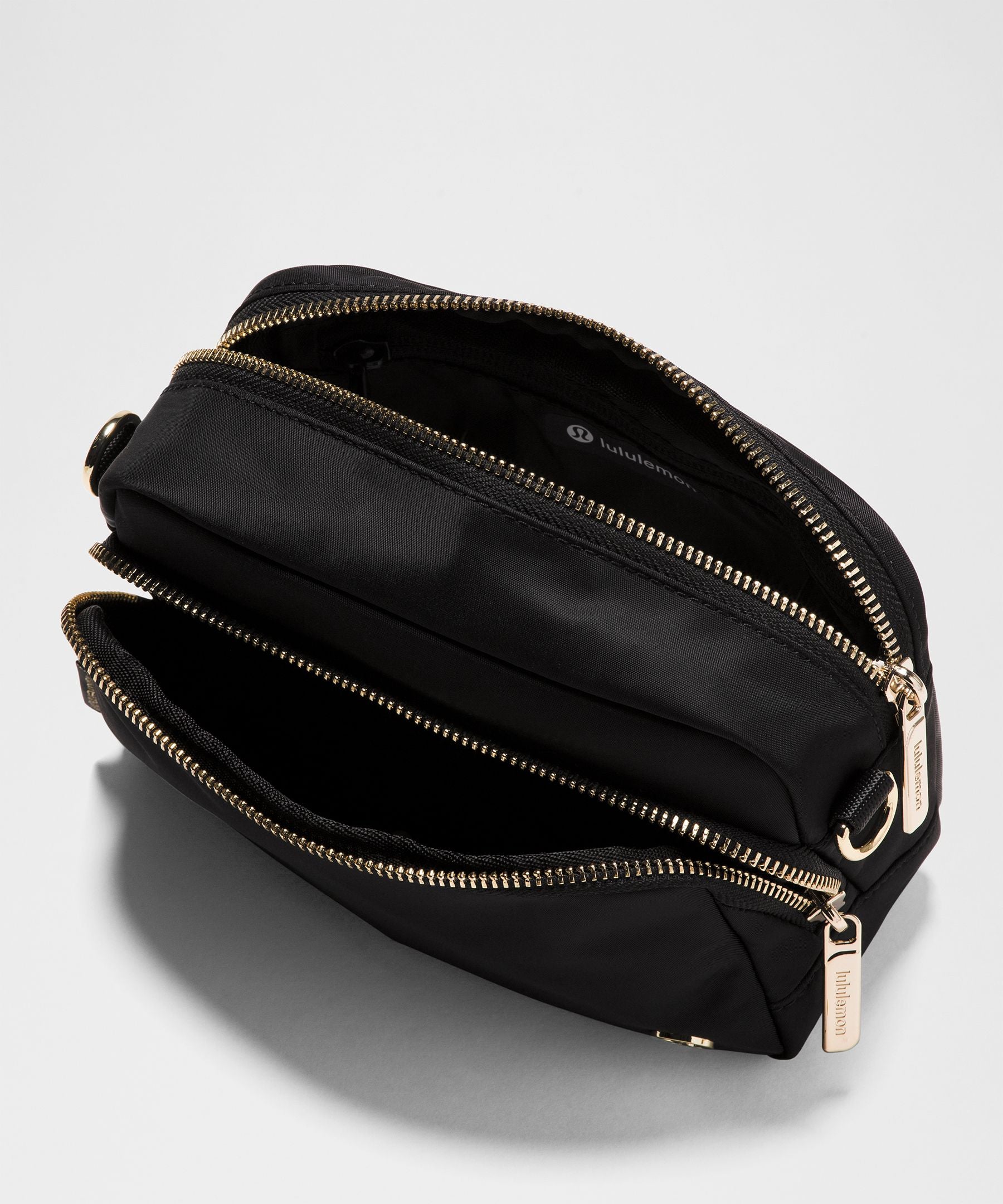 Lululemon Everywhere Crossbody Bag 2L *Metal Hardware