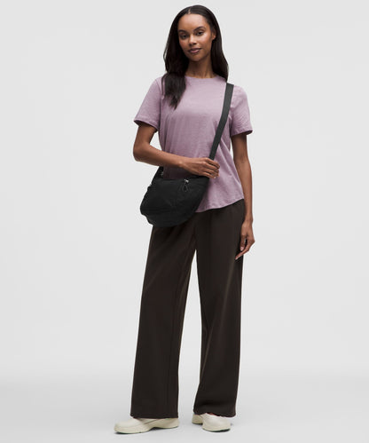 Lululemon Slouchy Sling Bag 6L