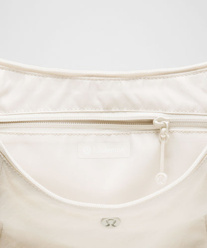 Lululemon Slouchy Sling Bag 6L