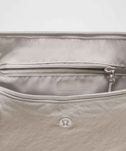 Lululemon Slouchy Sling Bag 6L