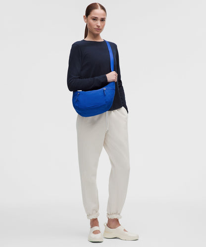 Lululemon Slouchy Sling Bag 6L