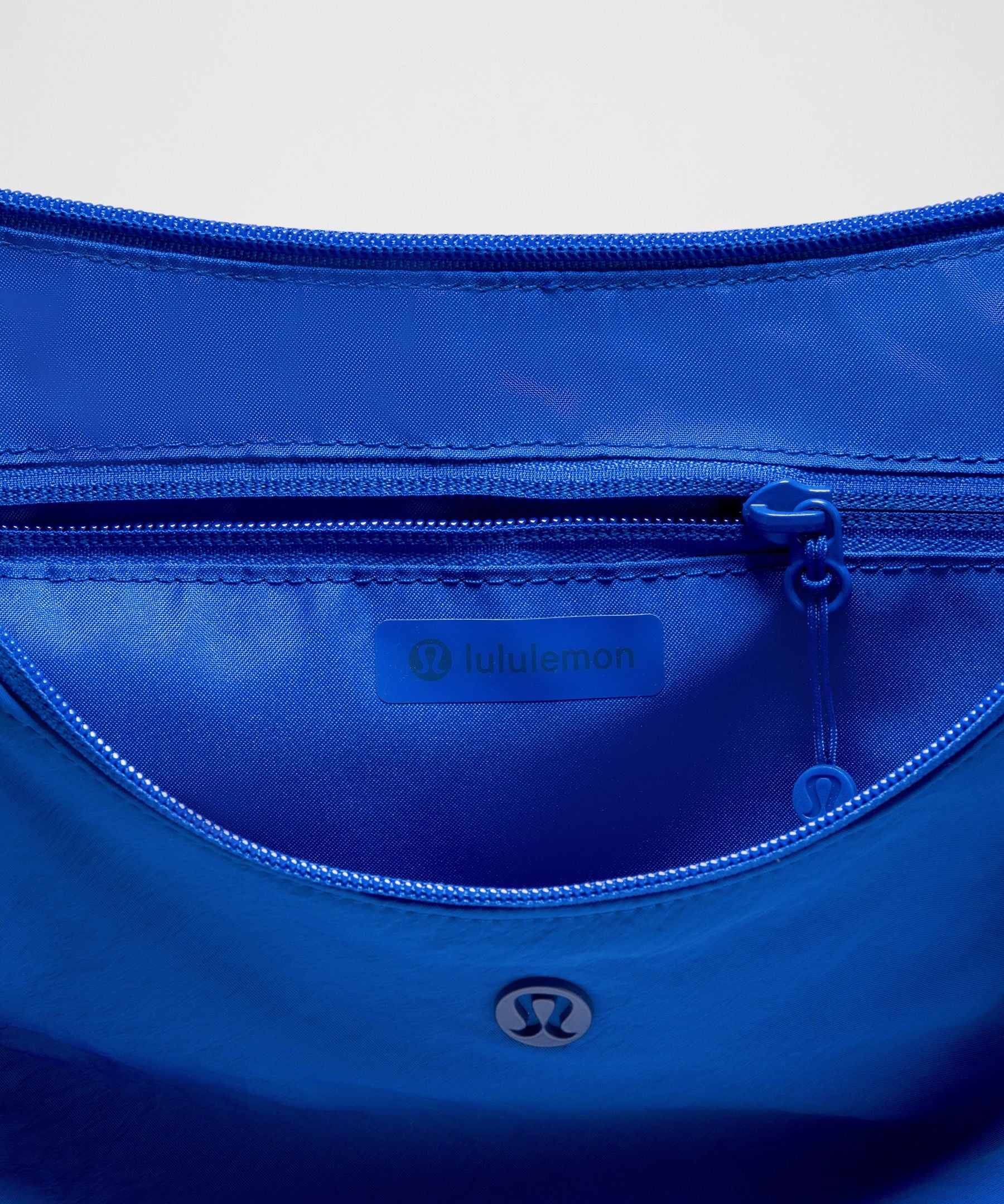 Lululemon Slouchy Sling Bag 6L