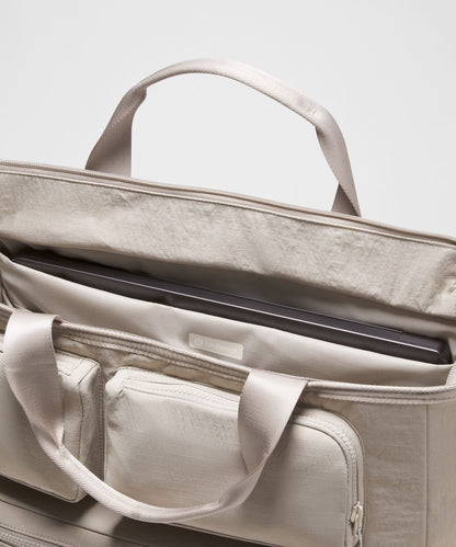 Lululemon Multi-Pocket Tote Bag 19.5L