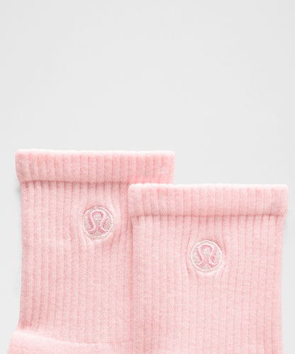 Lululemon Unisex Daily Essential Quarter Socks