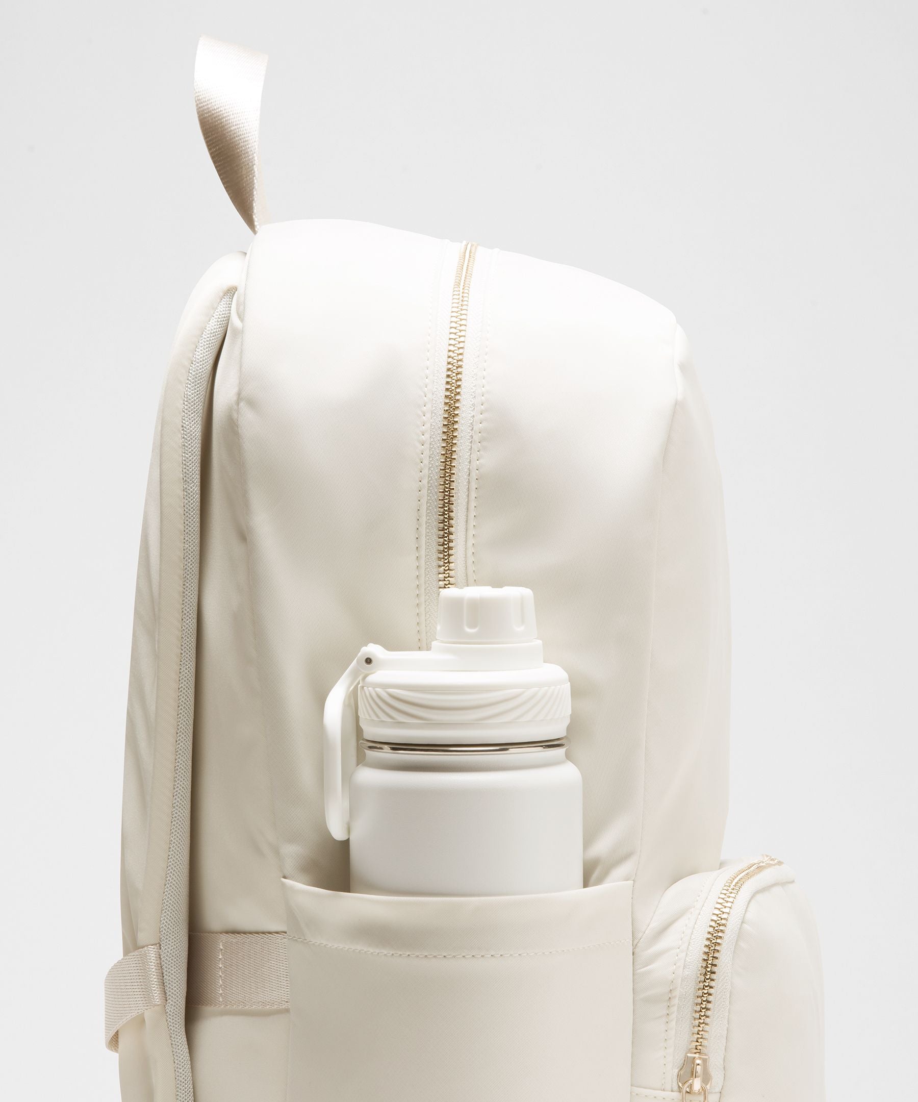 Lululemon Everywhere Backpack 22L *Metal Hardware