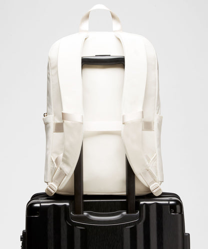 Lululemon Everywhere Backpack 22L *Metal Hardware