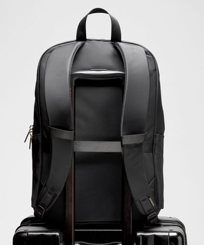 Lululemon Everywhere Backpack 22L *Metal Hardware