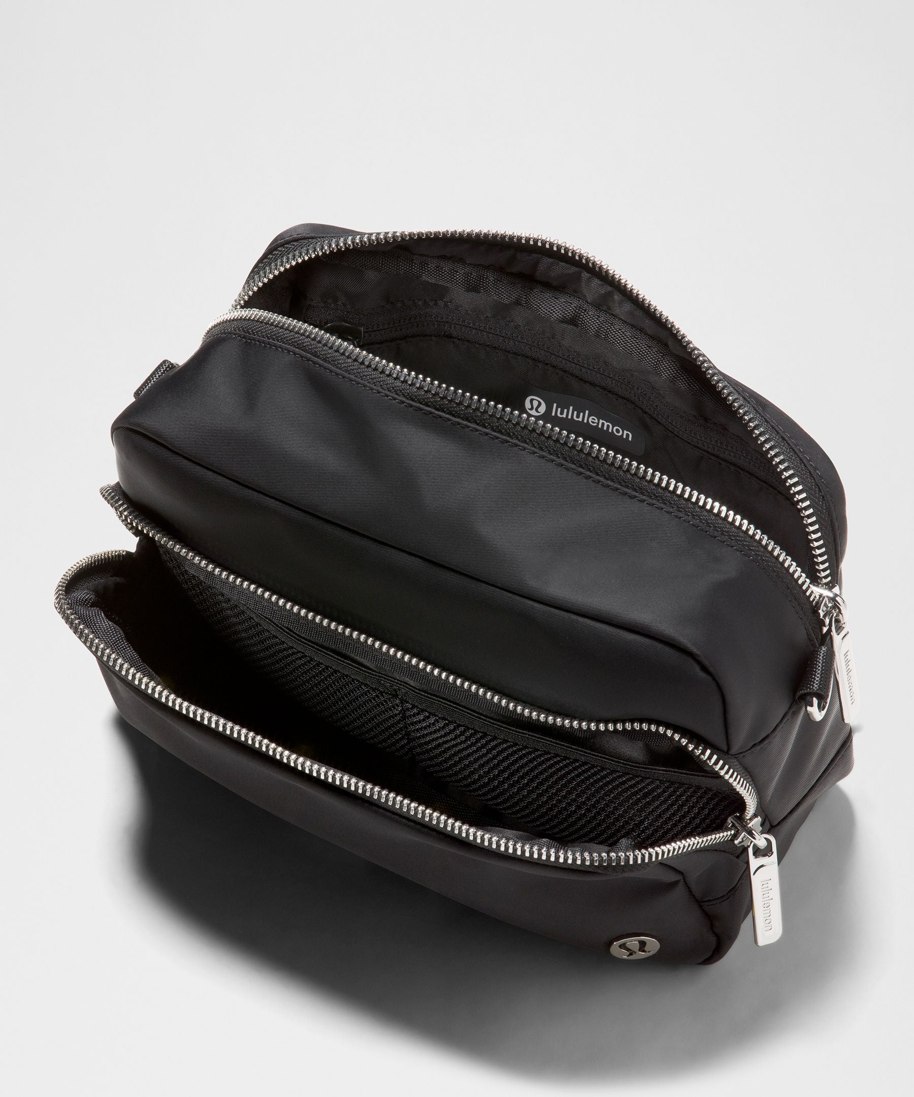 Lululemon Everywhere Crossbody 3L Large *Metal Hardware