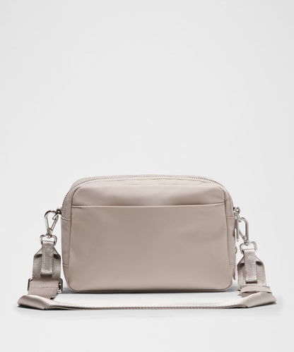 Lululemon Everywhere Crossbody 3L Large *Metal Hardware