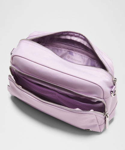 Lululemon Everywhere Crossbody 3L Large *Metal Hardware