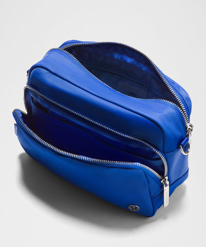 Lululemon Everywhere Crossbody 3L Large *Metal Hardware