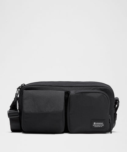 Lululemon Multi-Pocket Crossbody Bag 2.5L