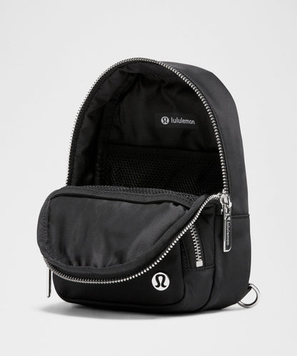 Lululemon Everywhere Sling Bag Small 2L
