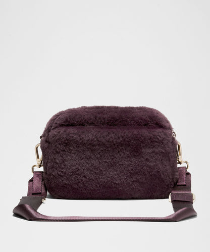 Lululemon Everywhere Crossbody Bag 2L *Plush Fleece