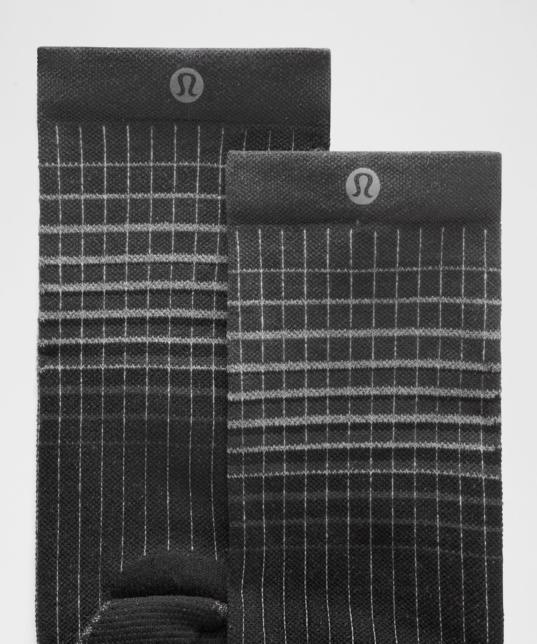 #color_graphite-grey