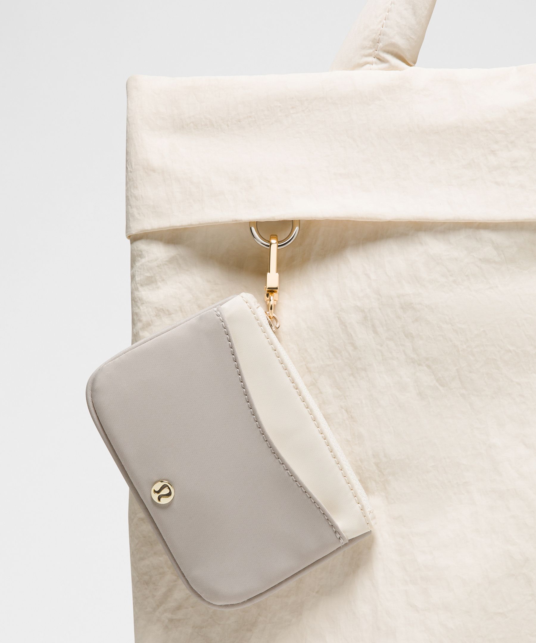Lululemon Clippable Card Holder