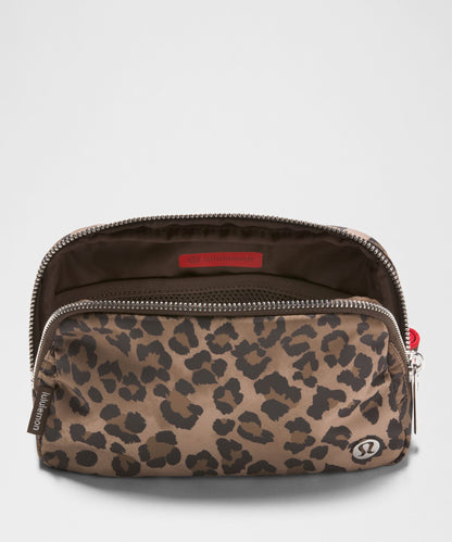 Lululemon Everywhere Belt Bag 1L *Leopard