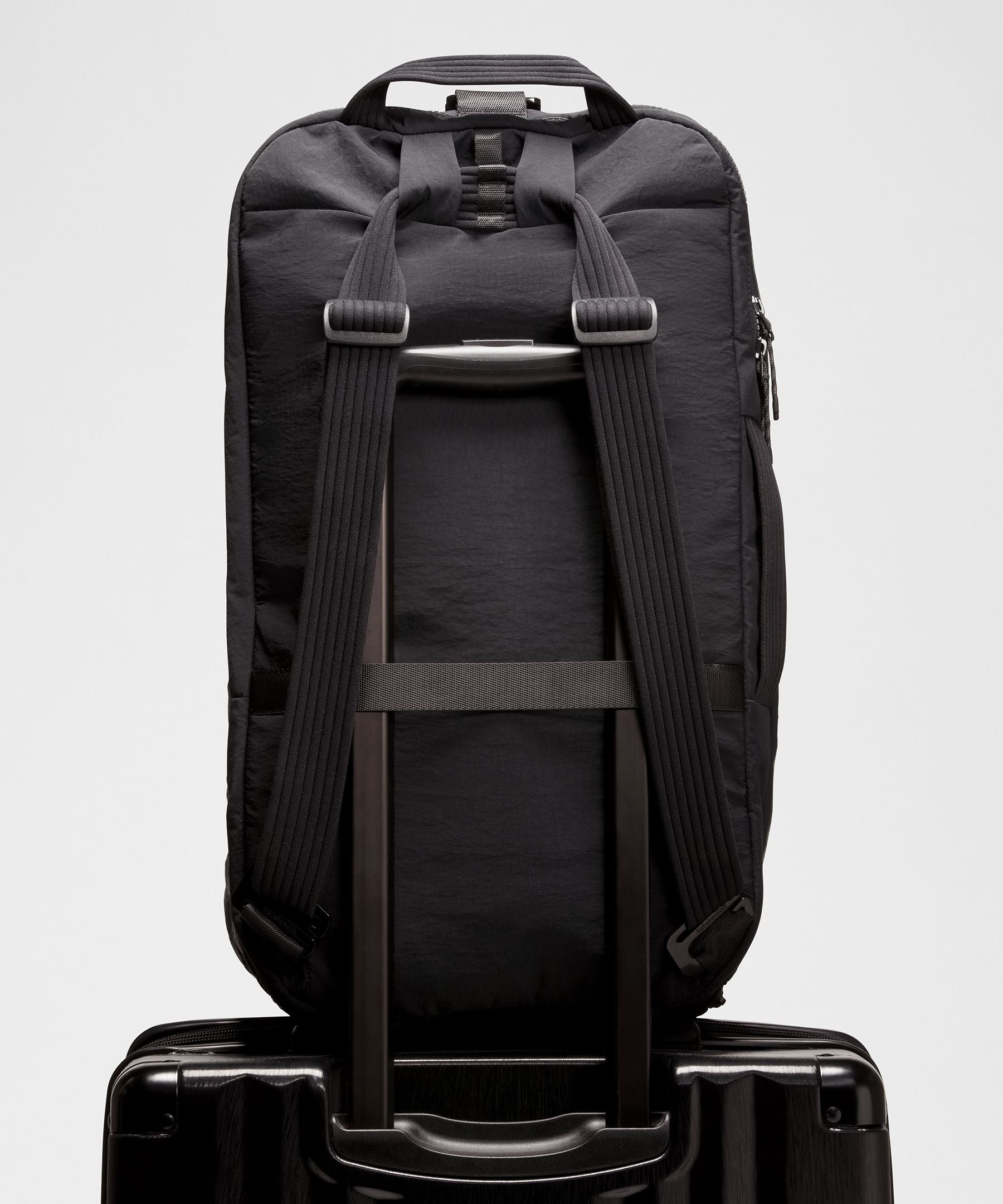 Lululemon 3-in-1 Gym Duffle Bag Large 35L