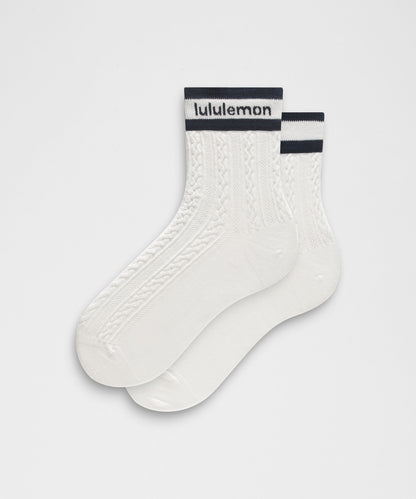 Lululemon Unisex Cable-Knit Quarter Socks