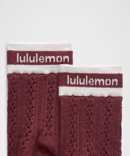 Lululemon Unisex Cable-Knit Quarter Socks