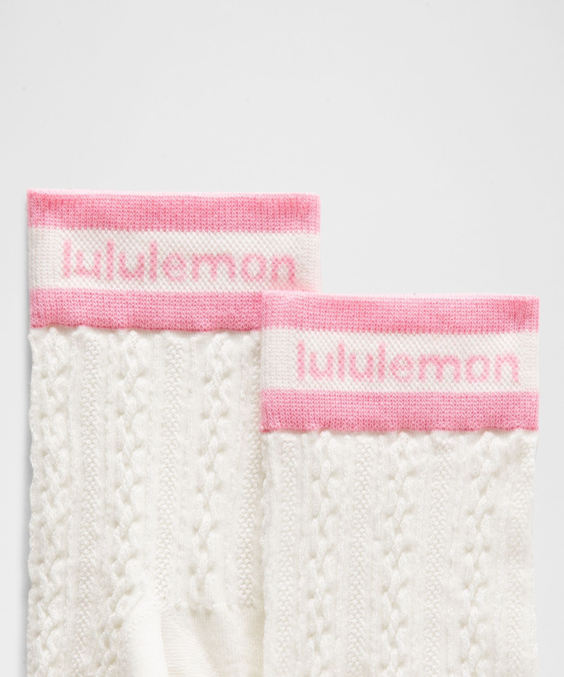 Lululemon Unisex Cable-Knit Quarter Socks