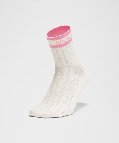 Lululemon Unisex Cable-Knit Quarter Socks