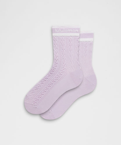 Lululemon Unisex Cable-Knit Quarter Socks