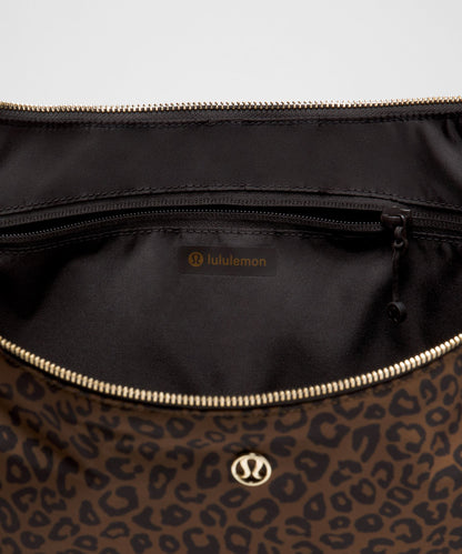 Lululemon Large Slouchy Sling Bag 13L *Metal Hardware