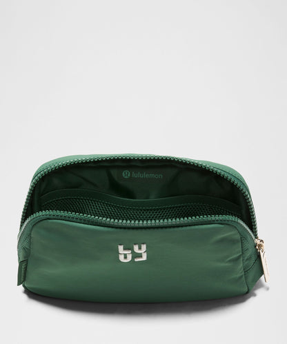 Lululemon Everywhere Belt Bag 1L *Embroidered Stack