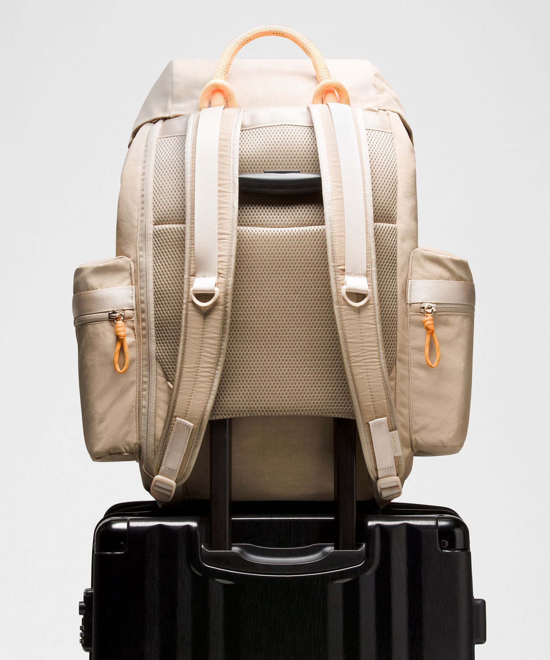Lululemon Wunderlust Backpack 25L