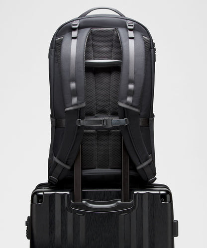 Lululemon Scuba Backpack 32L *Paracord