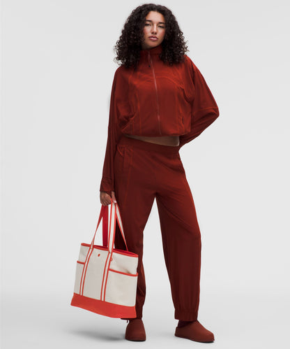 Lululemon Daily Multi-Pocket Zip-Top Tote Bag 18L